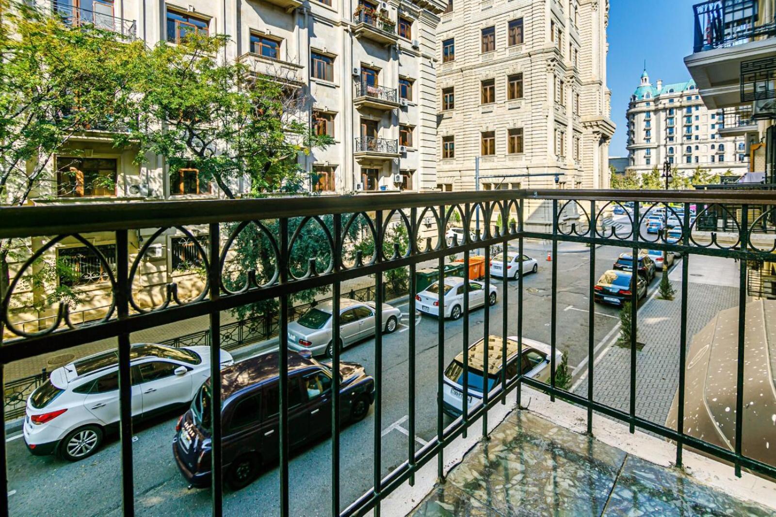 Azneft Square Deluxe Apartment Baku Exteriér fotografie